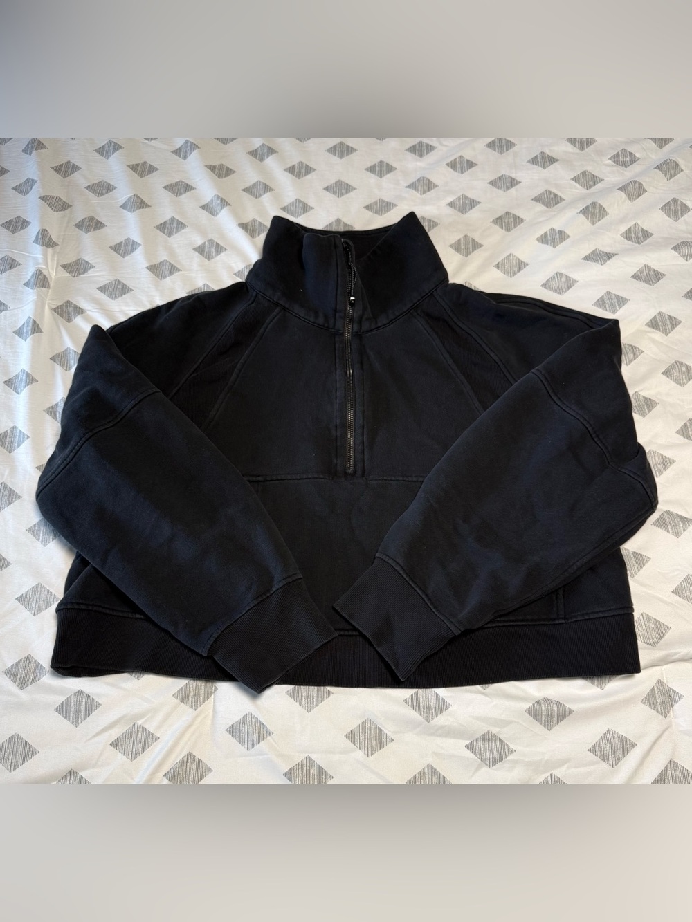 Lululemon Half Zip Funnel Neck Cropped Scuba